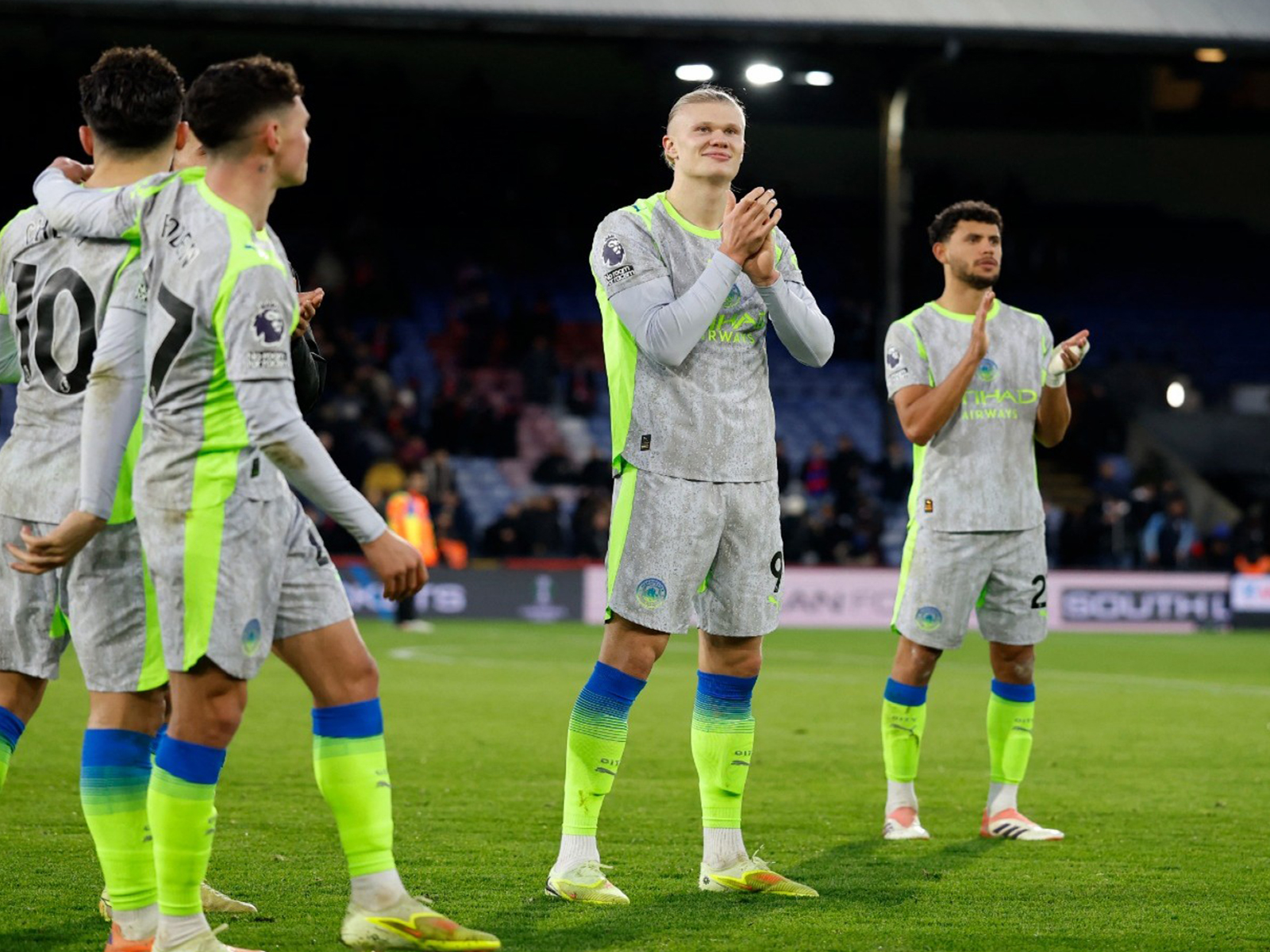 Machester City players (Photo: Reuters)