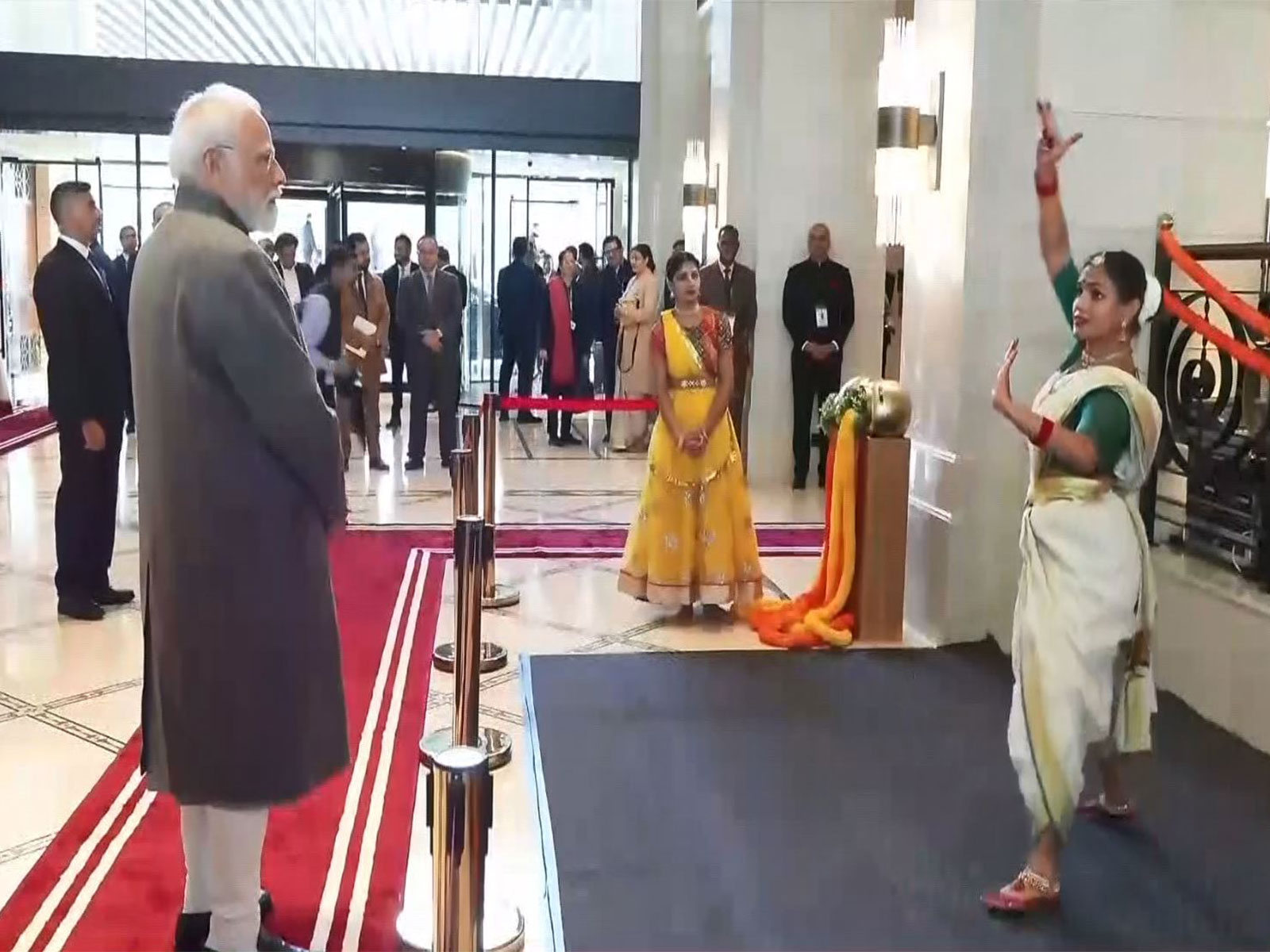 Prime Minister Narendra Modi witnesses a cultural performance upon his arrival at a hotel in Amman. (Photo/ANI)