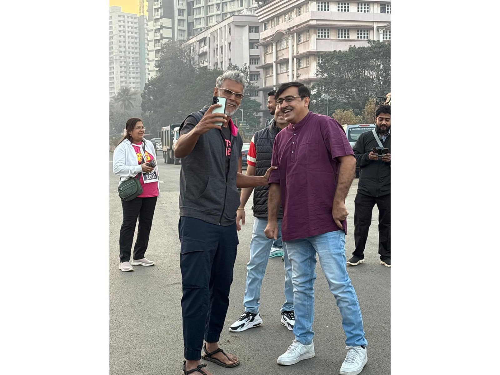 Milind Soman taking selfie. (Photo: VES)