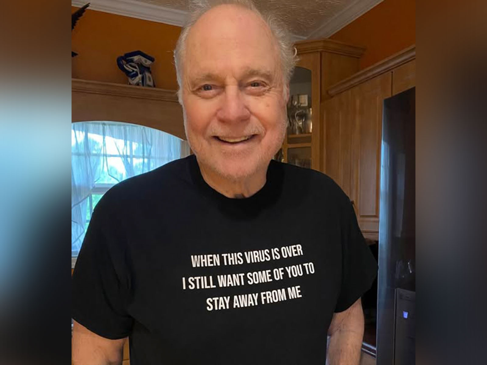 'Buck Rogers' actor Gil Gerard passes away (Photo/Facebook@Gil Gerard)