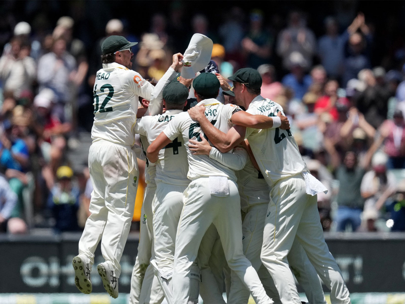 Australian team celebrating. (Photo: Reuters)