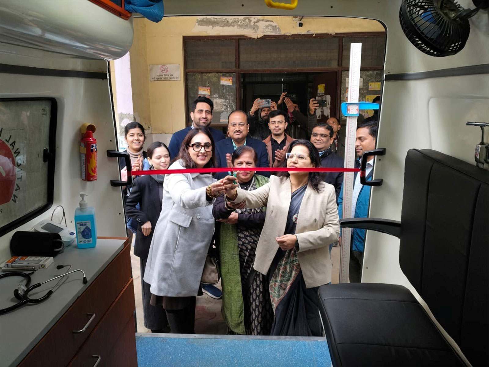 CMO Gurugram Dr. Alka Singh Launches Mobile Medical Unit
