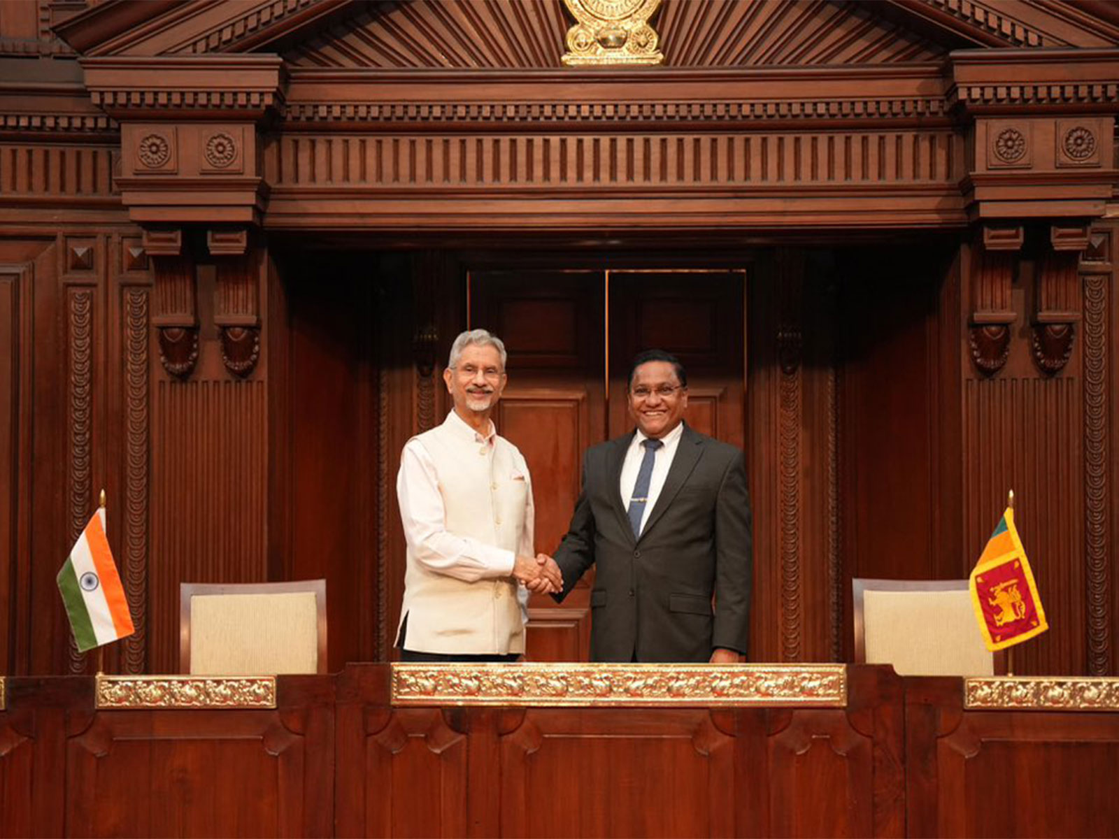 External Affairs Minister S Jaishankar with Sri Lanka's Minister of Foreign Affairs Vijitha Herath (Photo: X@DrSJaishankar)