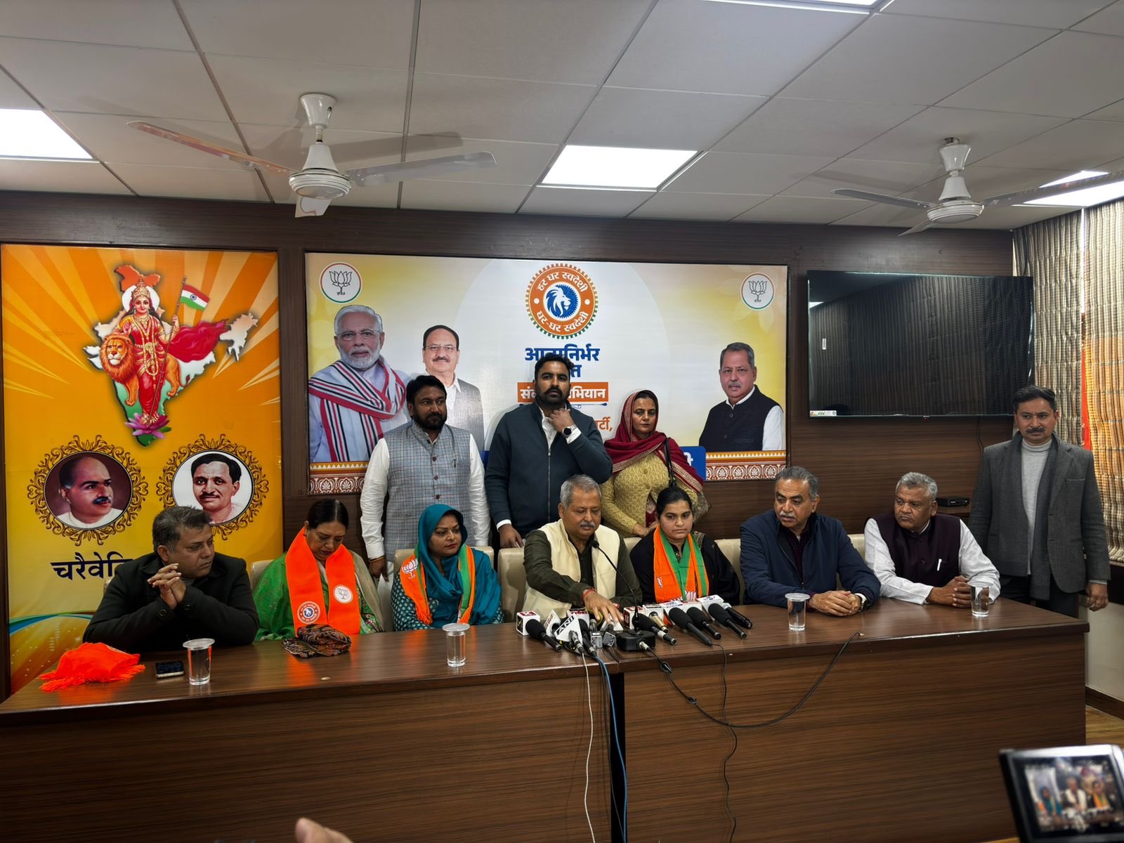 Two AAP councillors join BJP ahead of Chandigarh mayor election (Photo/X@ManishTewari)