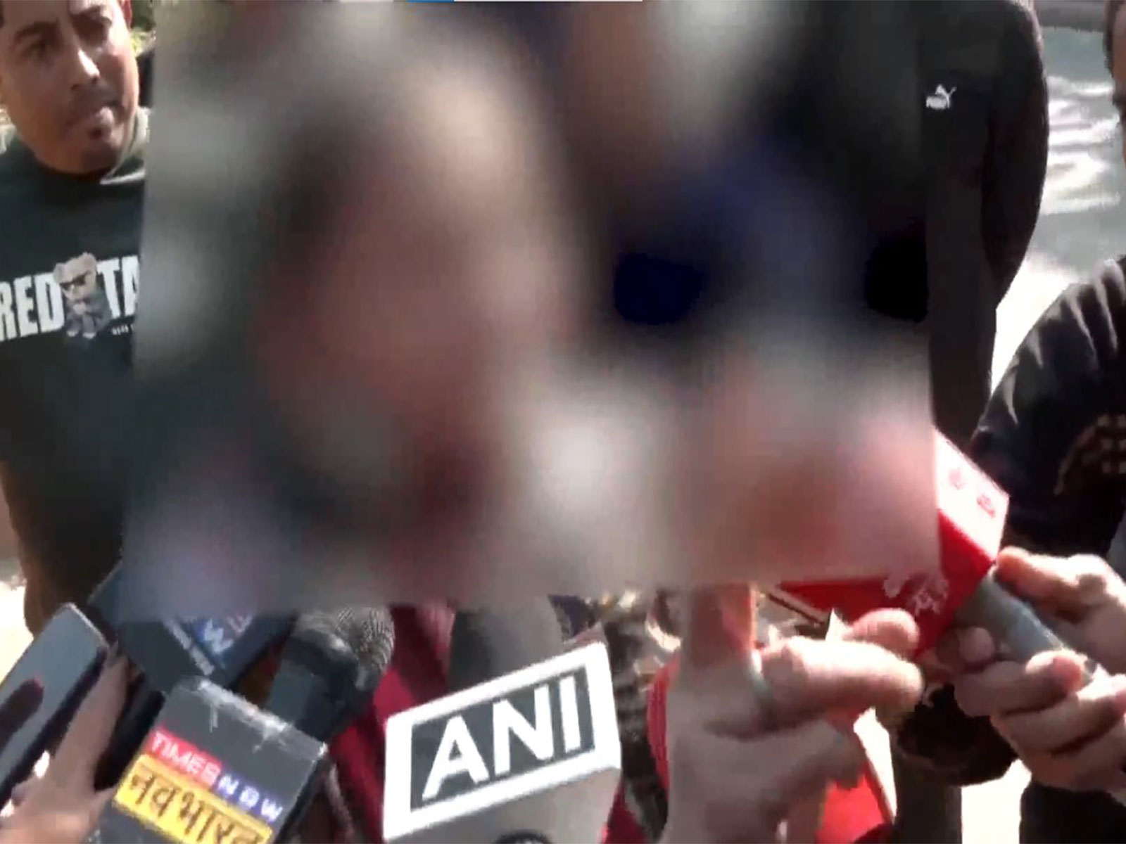 Mother of Unnao Rape Case victim interacting with media (Photo: ANI)