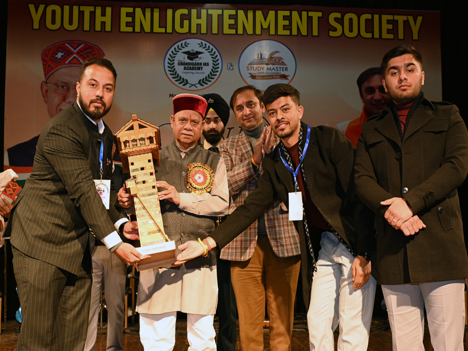 Himachal Pradesh Governor Shri Shiv Pratap Shukla (Photo/ANI)