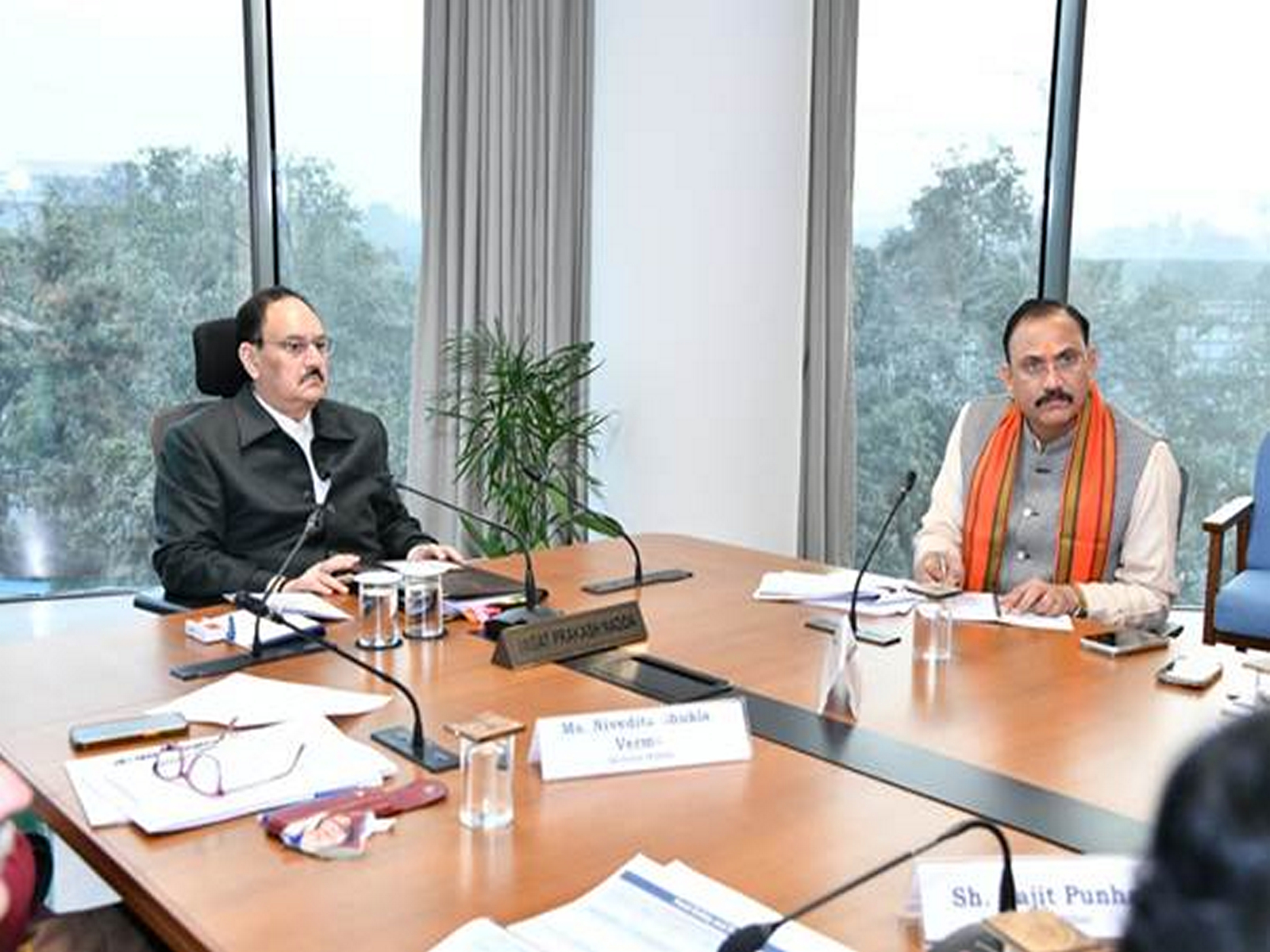 JP Nadda chairs high-level review meeting with MP, Chhattisgarh health ministers (Photo/PIB)