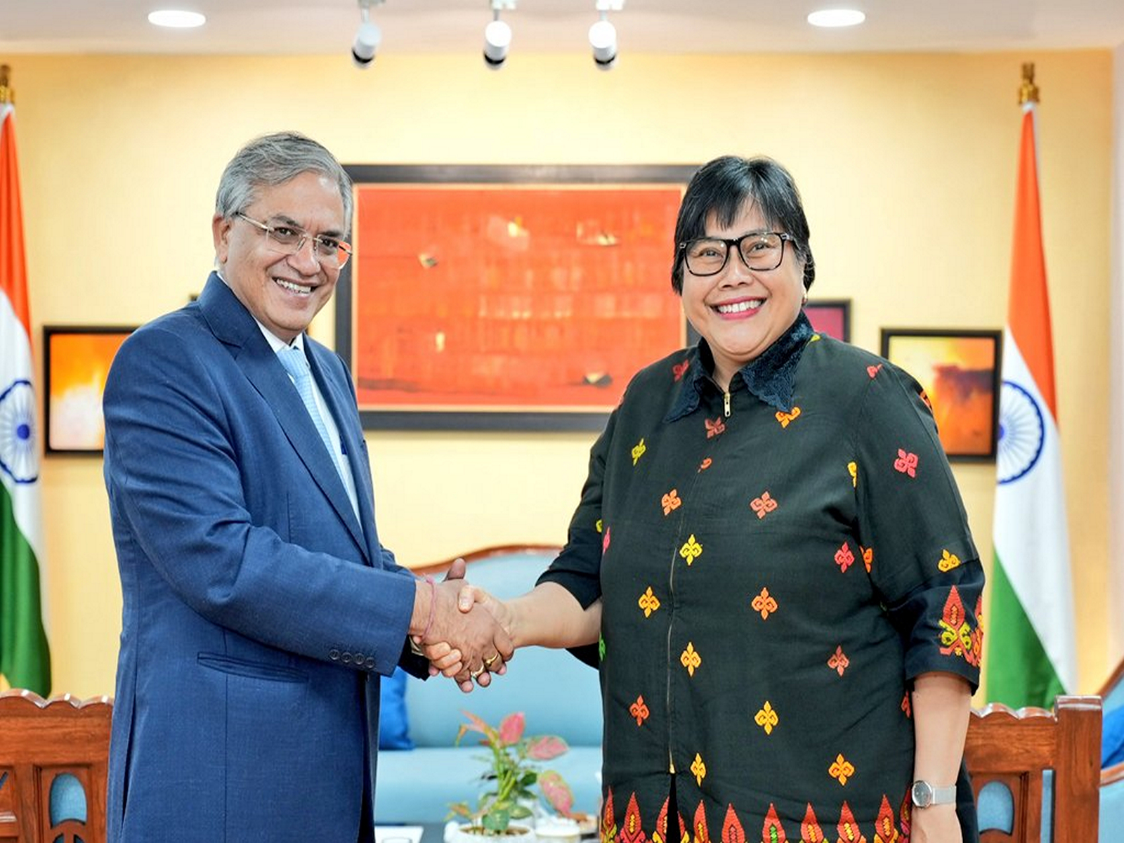 Chief Election Commissioner Gyanesh Kumar meeting Ambassador of Indonesia Ina H. Krisnamurthi (Photo/X/@ECISVEEP)
