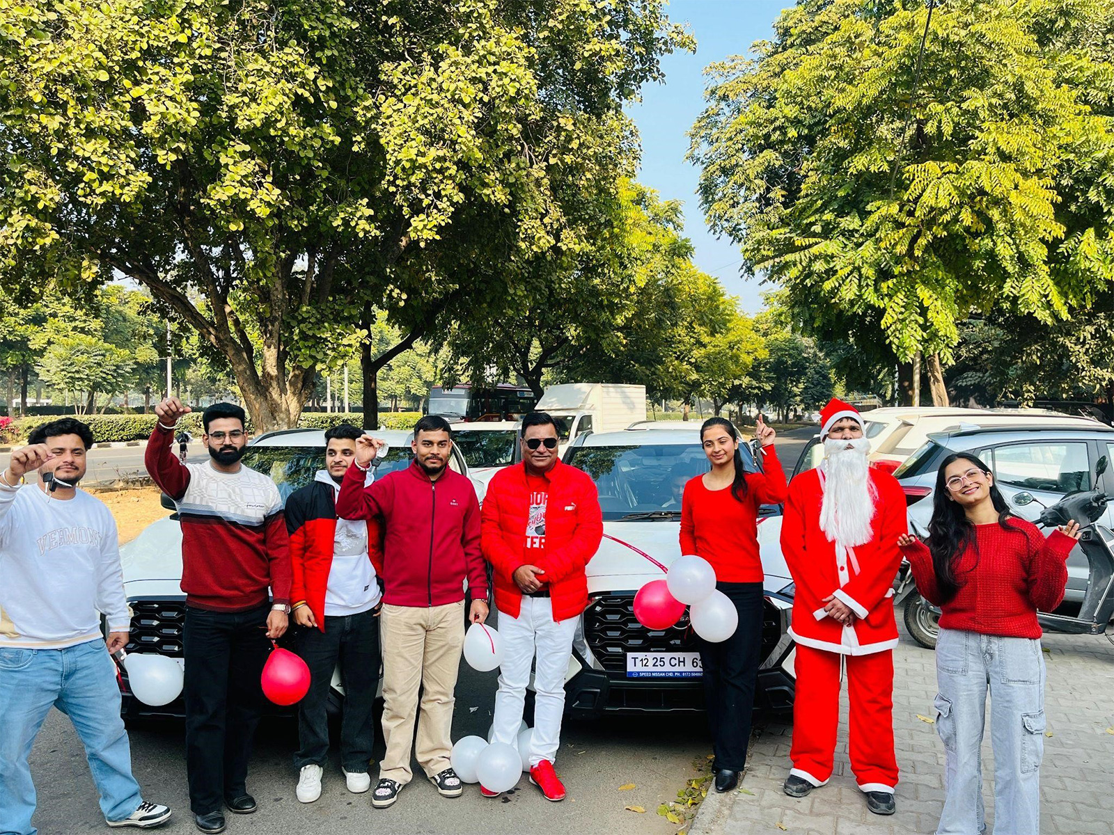 MK Bhatia Rewards Top Performers with Six Cars; Mits Group Unveils Aggressive Expansion Roadmap