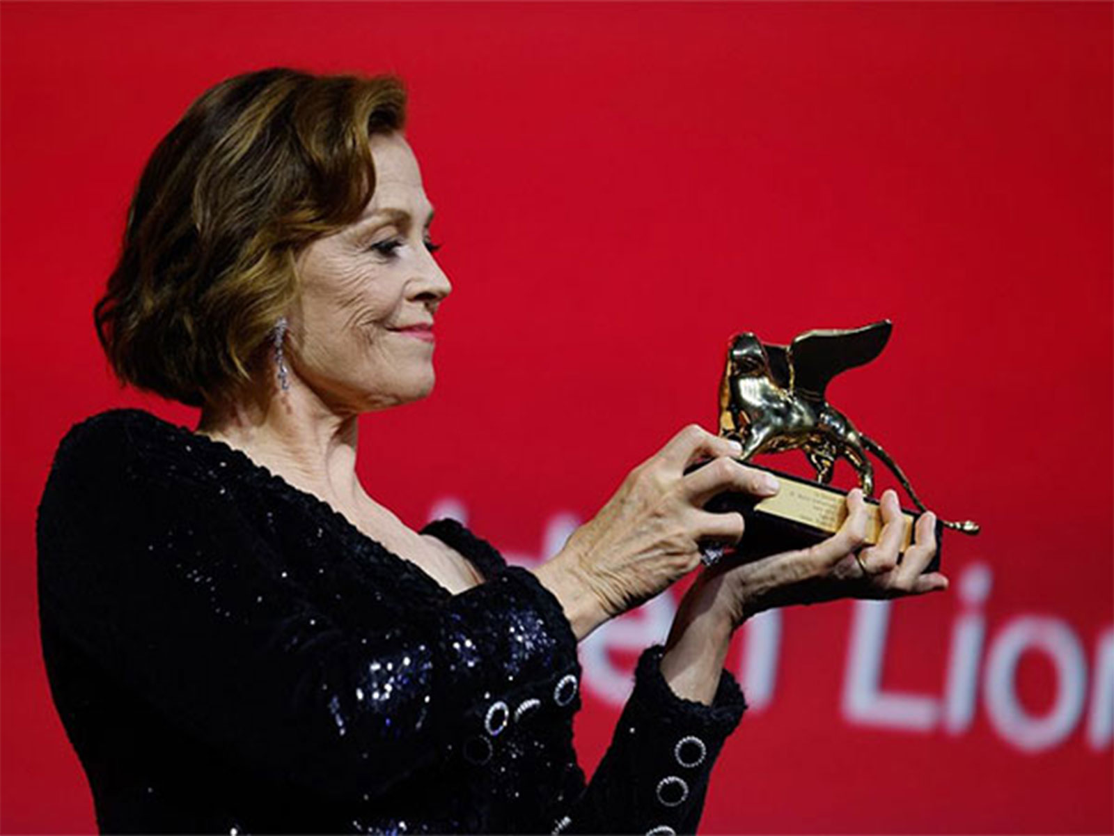 Sigourney Weaver (Image Source: Venice Film Festival/Instagram)