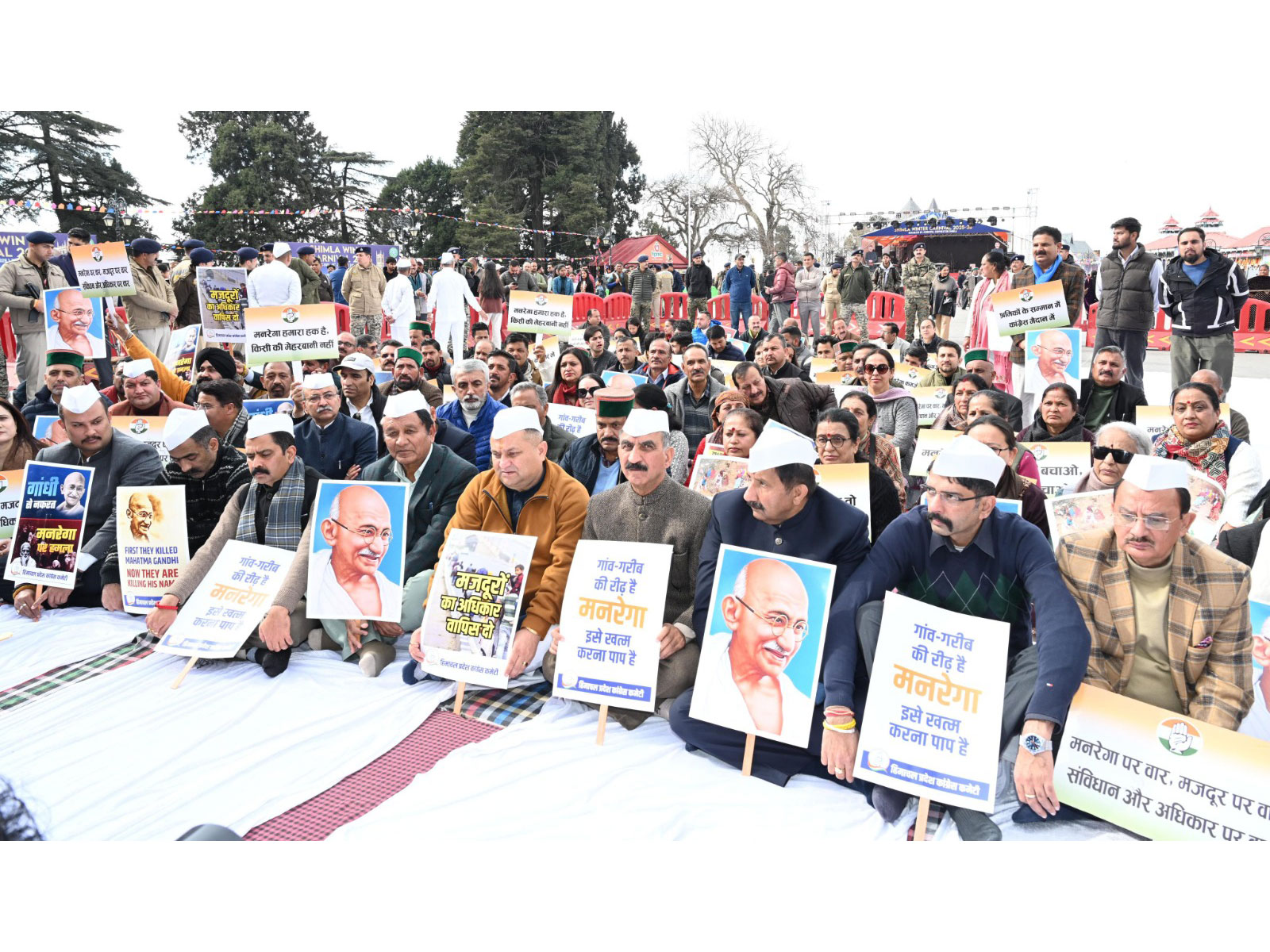 Himachal Pradesh CM Sukhvinder Singh Sukhu staging a protest in Shimla  (Photo/ CMO)