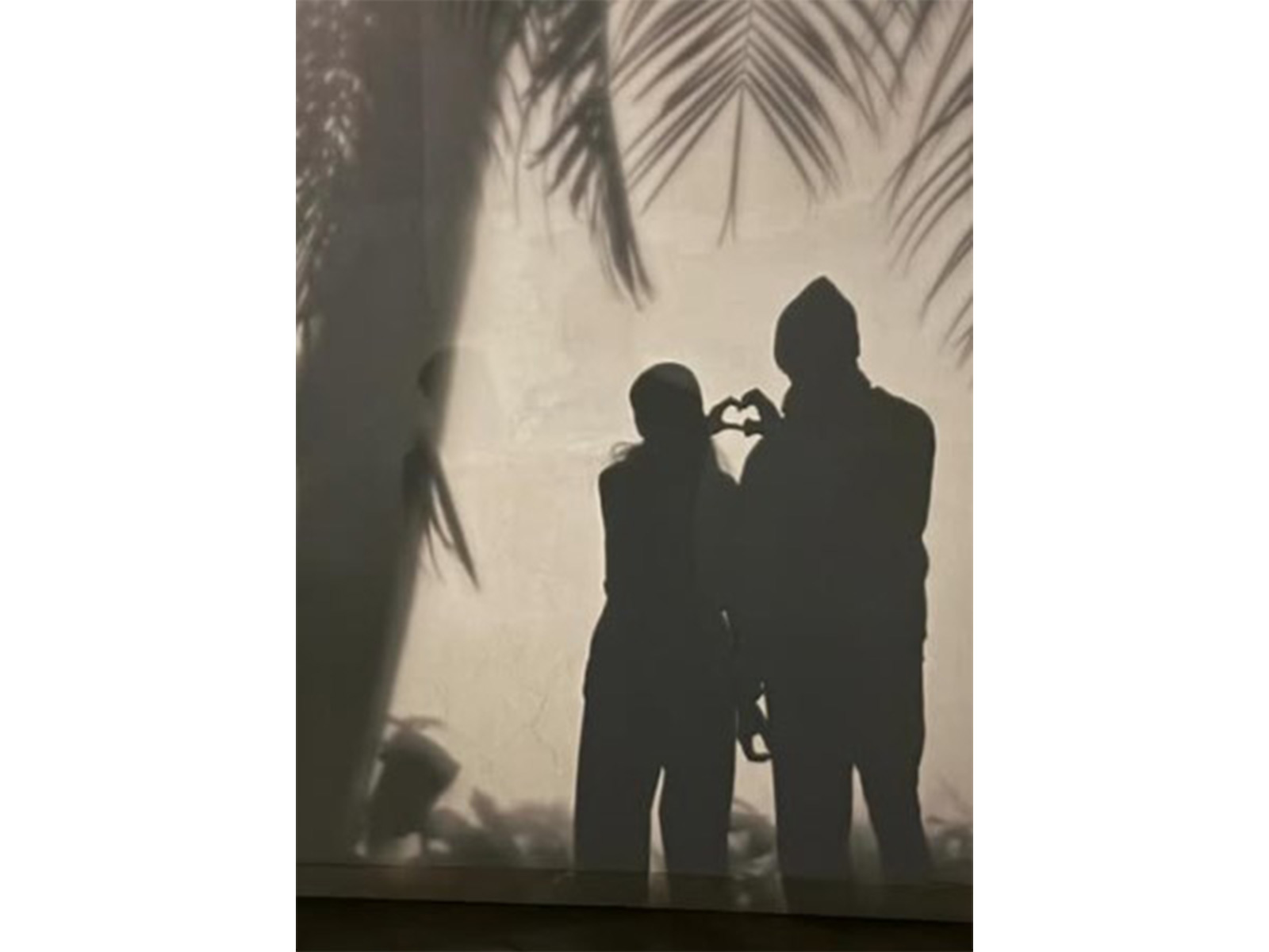 Hrithik Roshan with Saba Azad (Image source: Hrithik's Instagram)