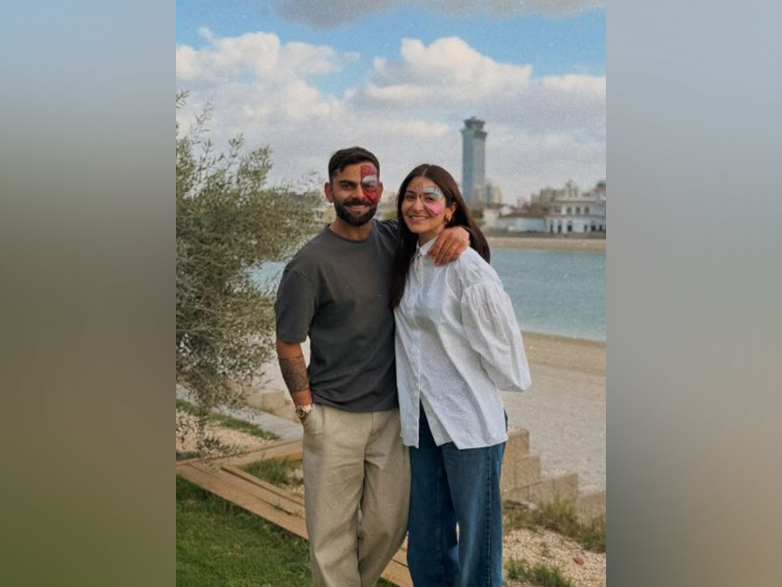 Virat Kohli and Anushka Sharma (Image source: Virat's Instagram)