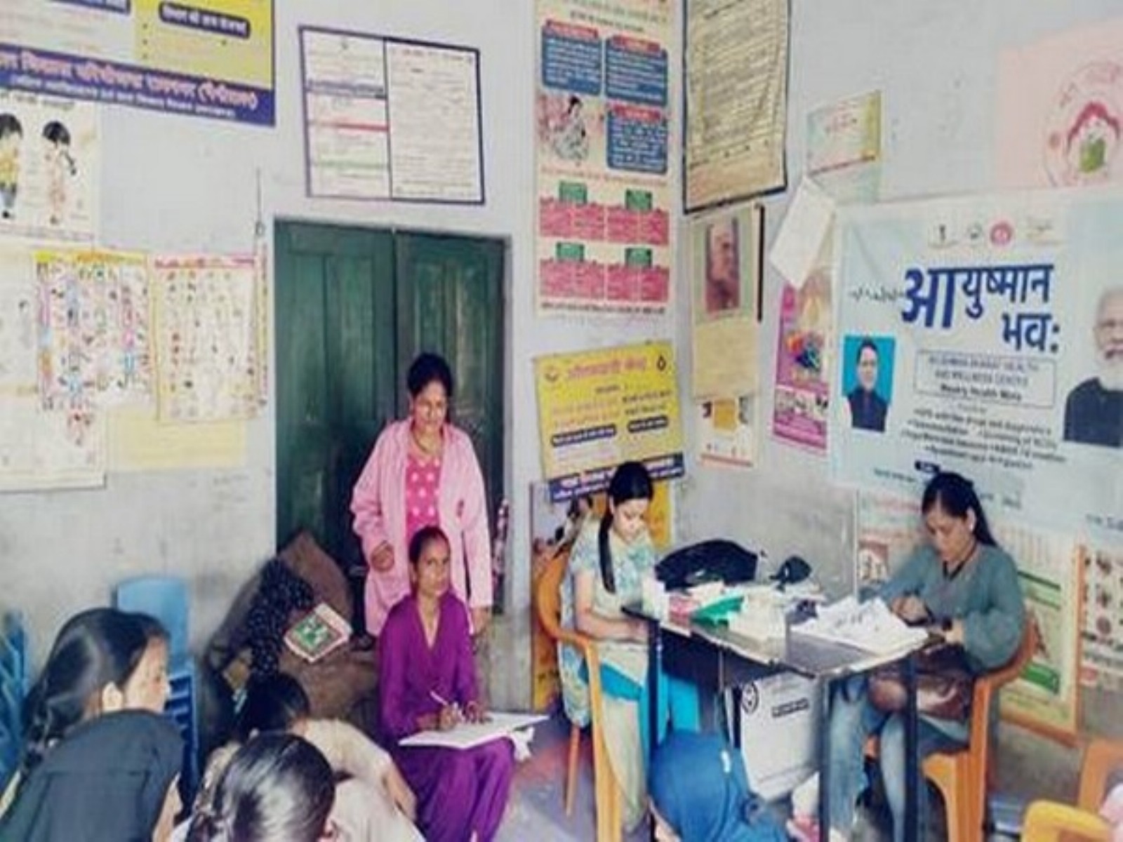 Health Melas at Ayushman Arogya Mandir (Photo/Delhi PIB)