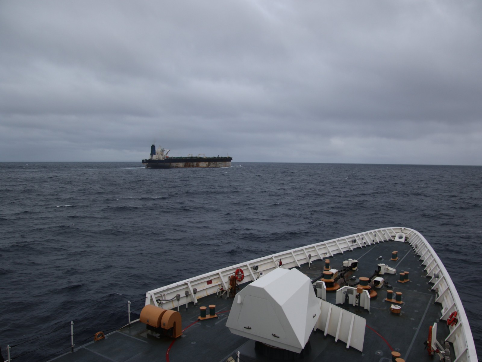 US seizes Russian tanker after weeks-long chase (Photo/X@US_EUCOM)