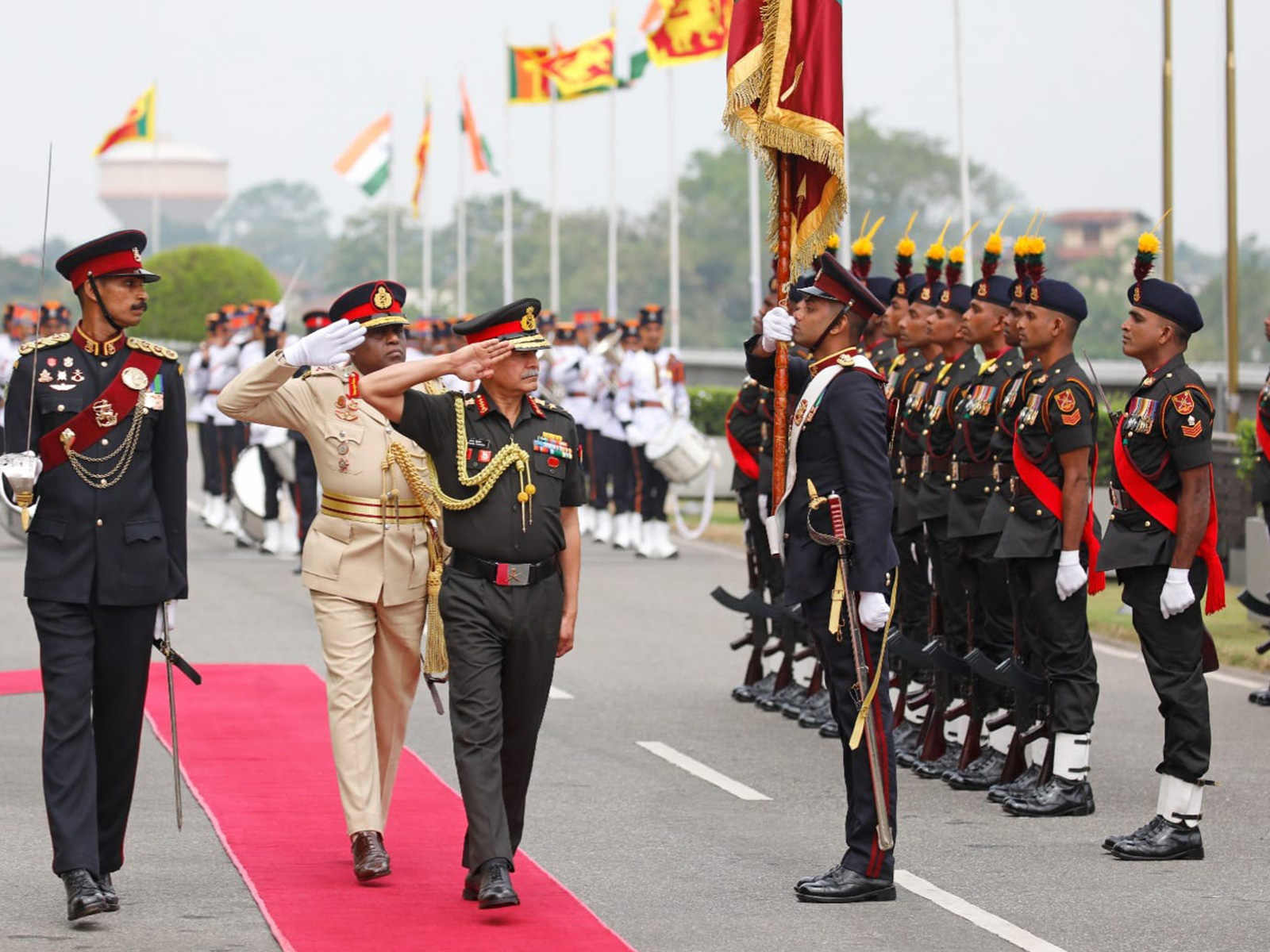 COAS General Upendra Dwivedi reviews Guard of Honour (Photo/ X@ADGPI)
