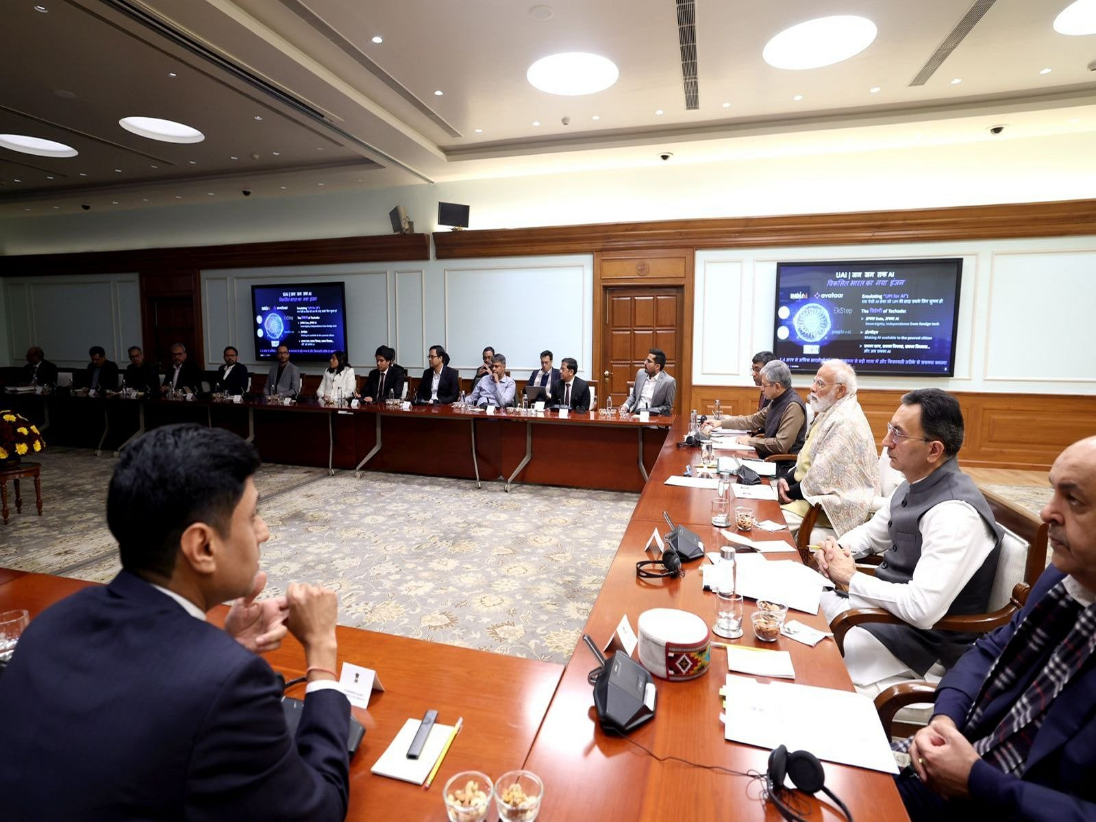 Prime Minister Narendra Modi chairs Roundtable with Indian AI start-ups (Photo/@narendramodi)