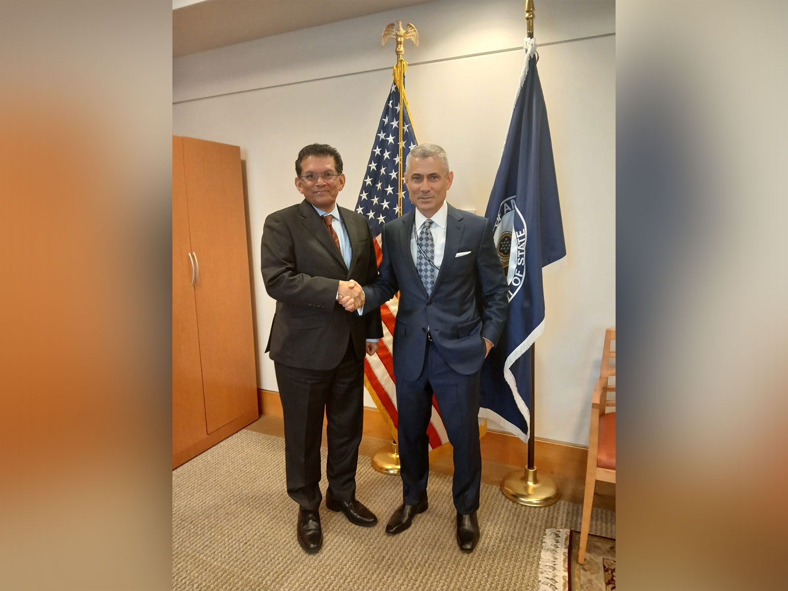 Bangladesh NSA Khalilur Rahman with Paul Kapur, Assistant Secretary of State  (Photo: X@ChiefAdviserGoB)