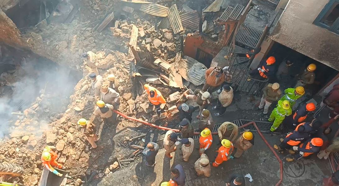 Fire tenders clearing debris after a fire incident at Himachal Pradesh's Solan (Photo/ANI)