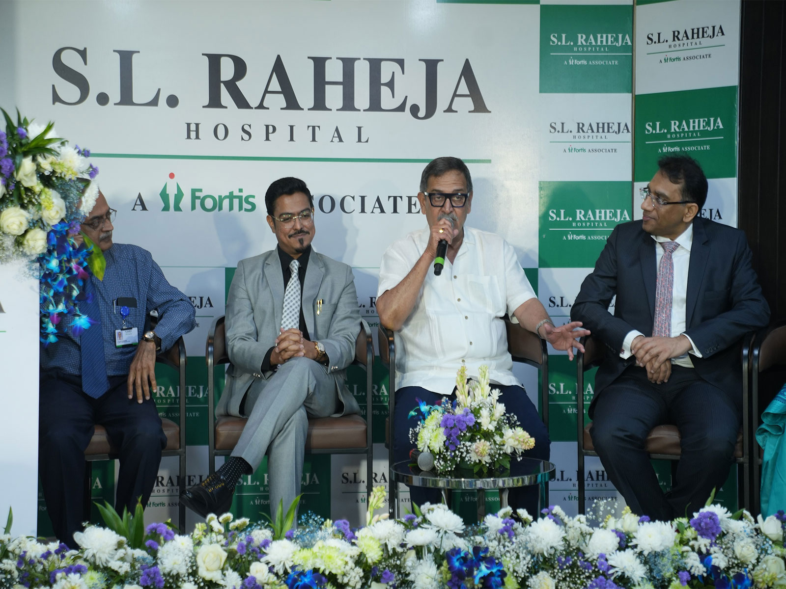 Actor-filmmaker Mahesh Manjrekar with Dr Kunal Punamiya & Dr Tofiq Bohra at the launch of Mumbai's first COE for Craniofacial & TMJ Surgery at Fortis S. L. Raheja Hospital Mumbai