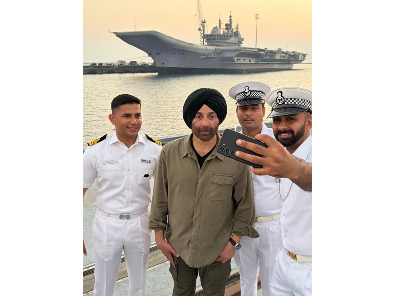Actor Sunny Deol with sailors of Indian Navy (Image soure: Sunny's Instagram)
