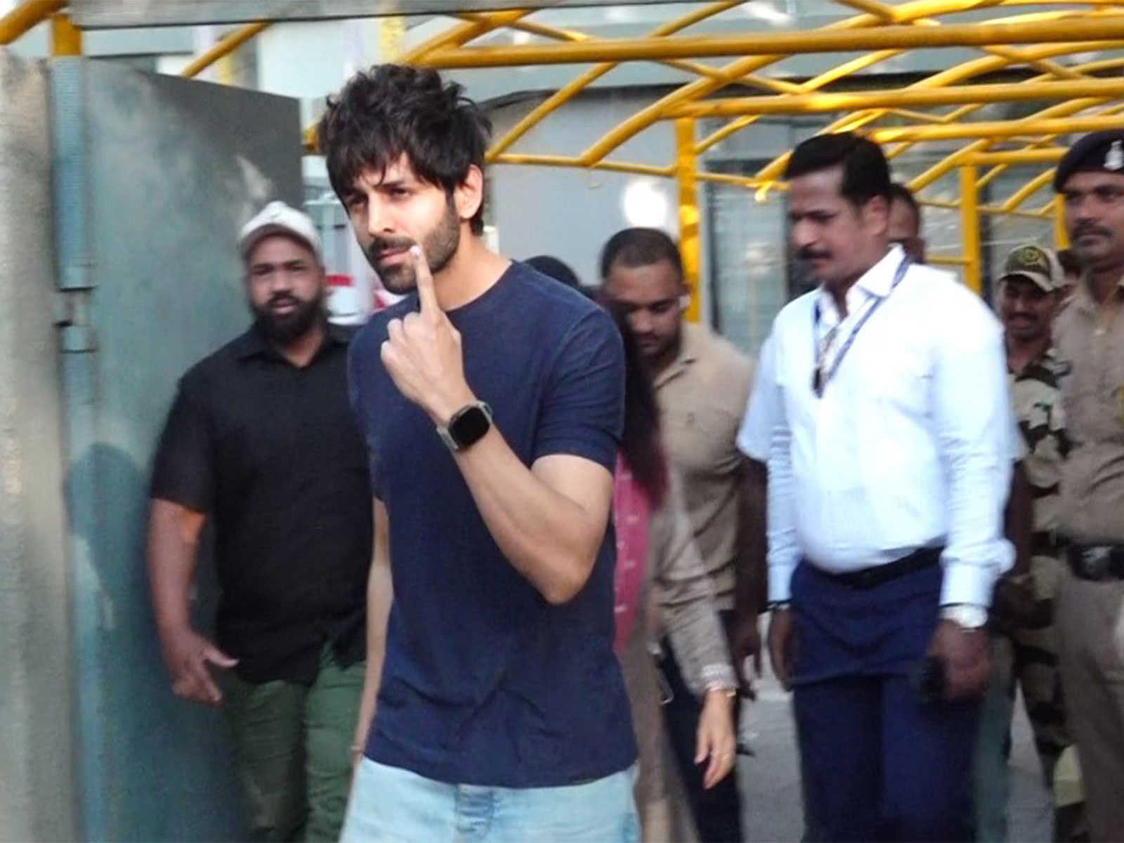 Actor Kartik Aaryan (Image source: ANI)