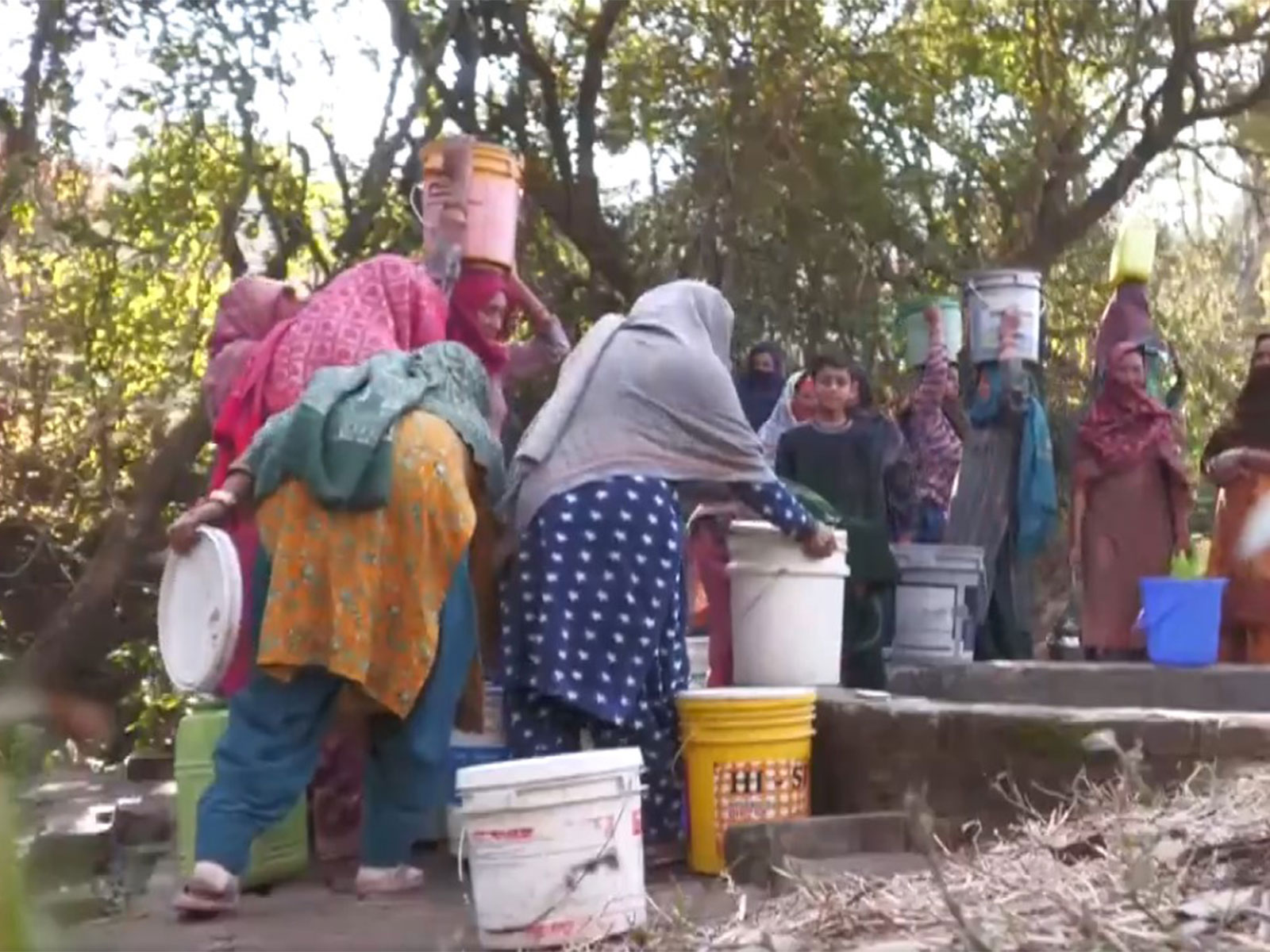 Udhampur villagers face water crisis months after rains (Photo/ANI) 