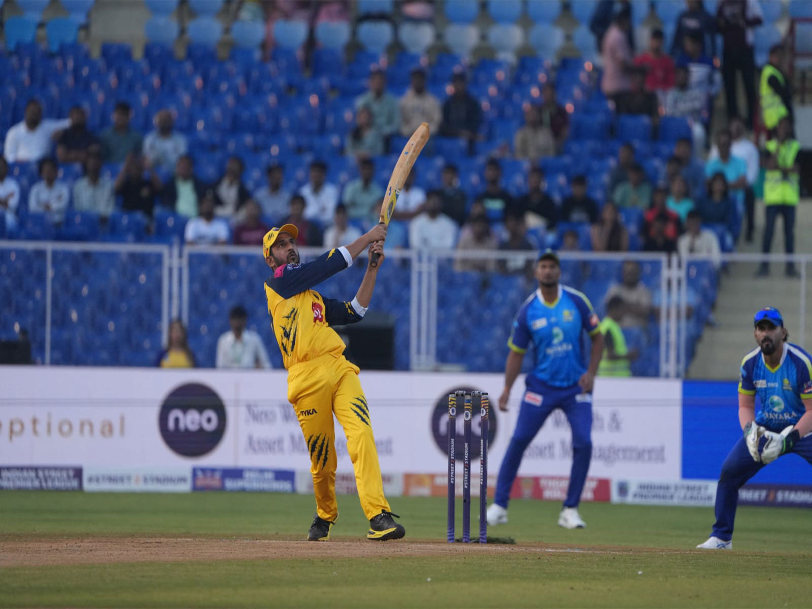 Players in action  (Photo: Chennai Singams)