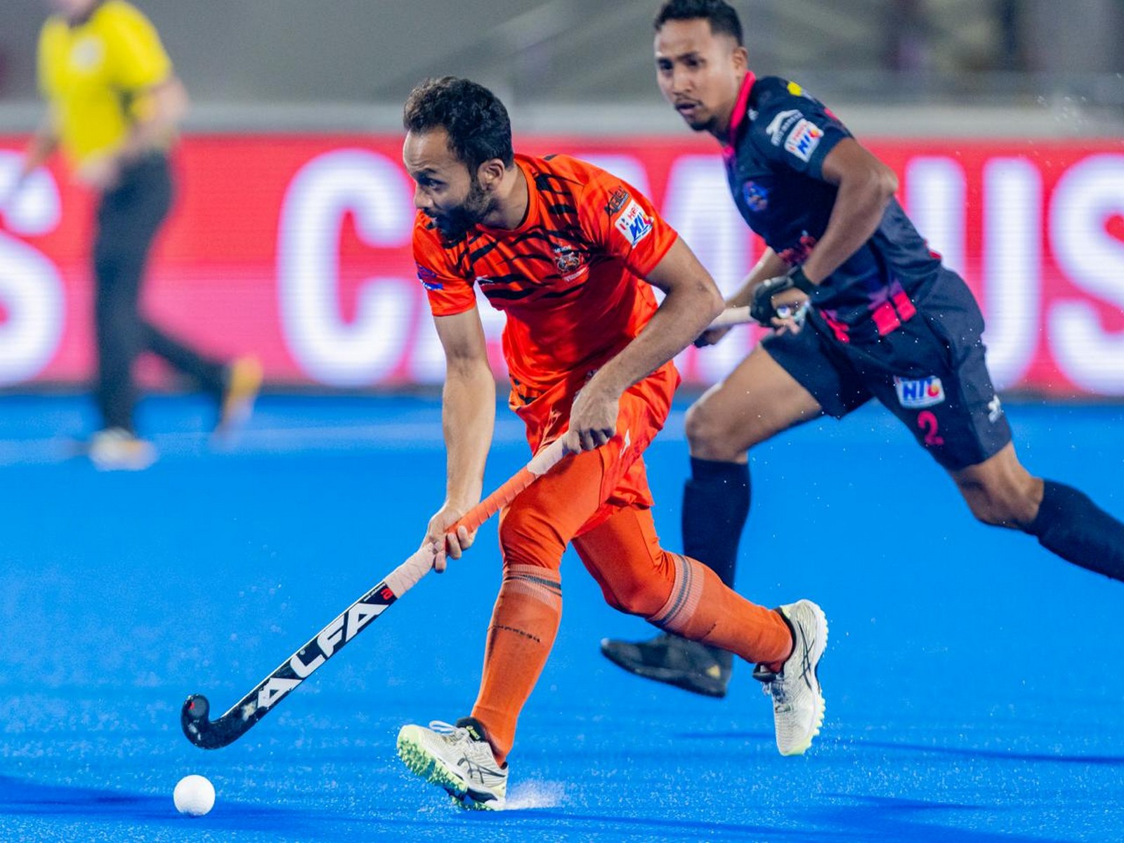 Shrachi Bengal Tigers and SG Pipers in action. (Photo: Hockey India)