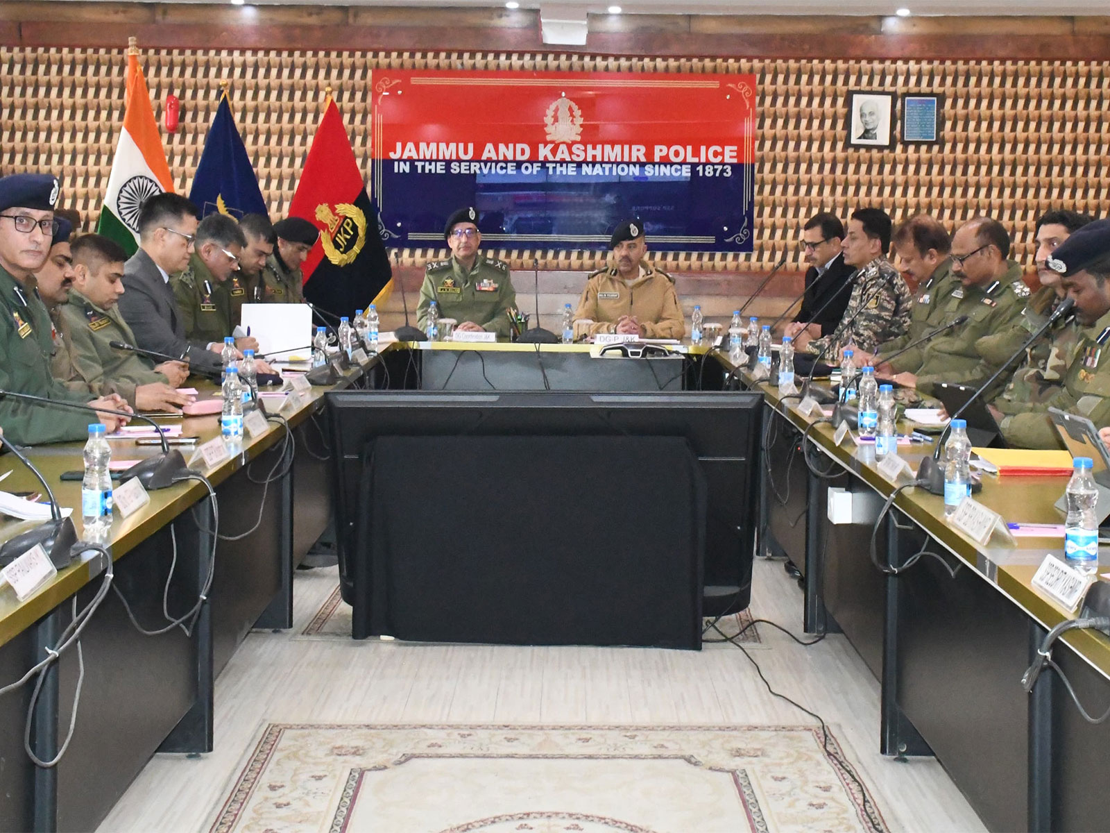 J-K DGP chairs security review meeting (Photo/JKPolice)