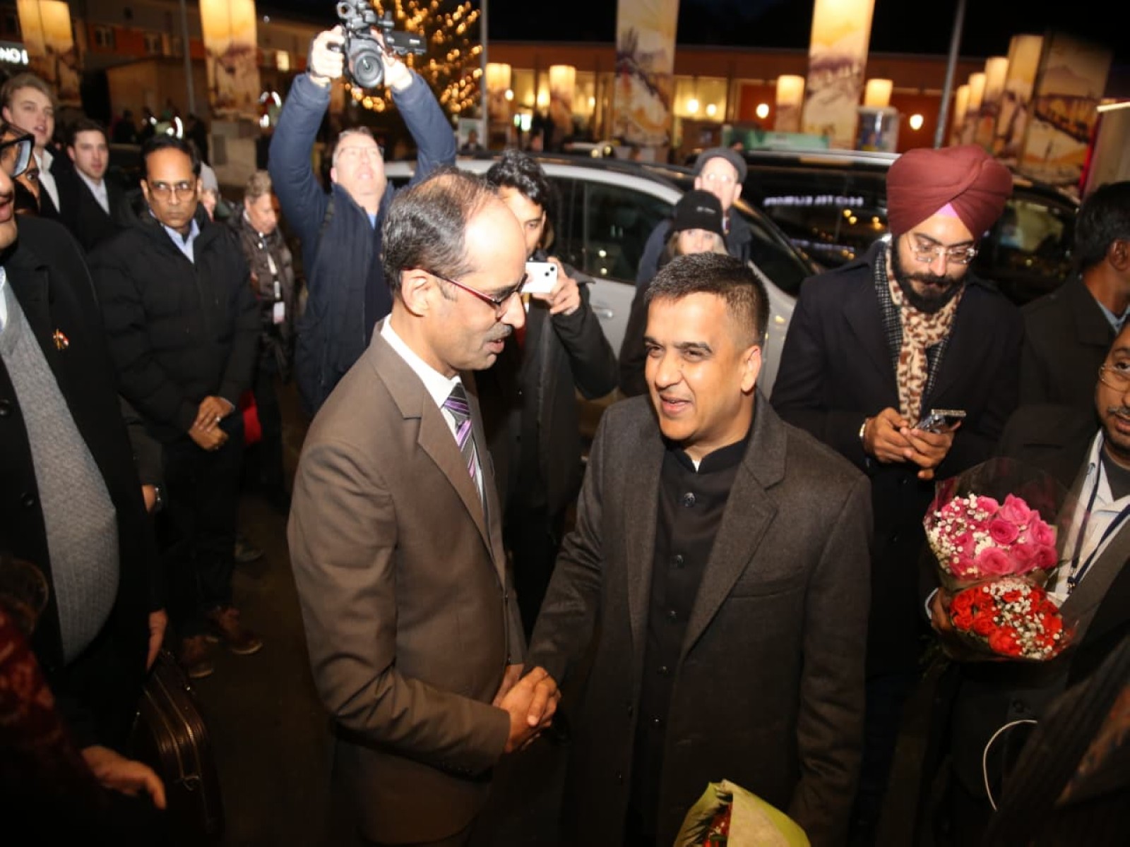 Gujarat Deputy CM meets OpenAI Chris Lehane (Photo/Gujarat CMO)