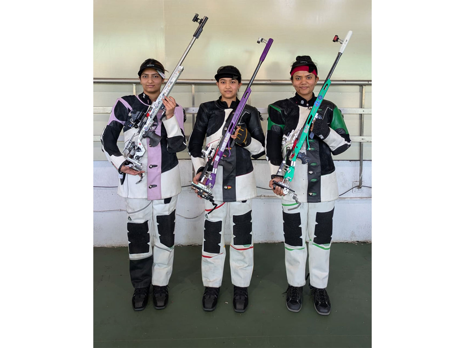 Ashi Chouksey (MP), Tilottama Sen (Karnataka), Manini Kaushik (Rajasthan) after National Selection Trials (Image: NRAI)