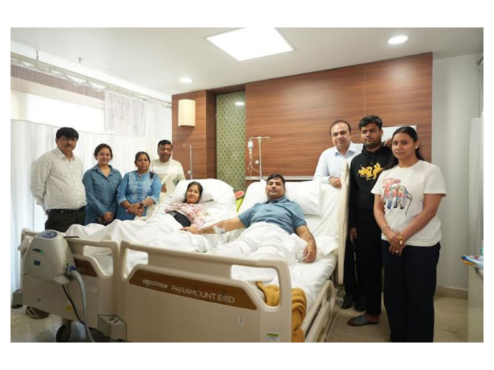 (C) Mr Sunil Agarwal with wife Mrs Sabita Agarwal being discharged from Fortis Hospital Mulund, Mumbai, on Jan 21st 2025