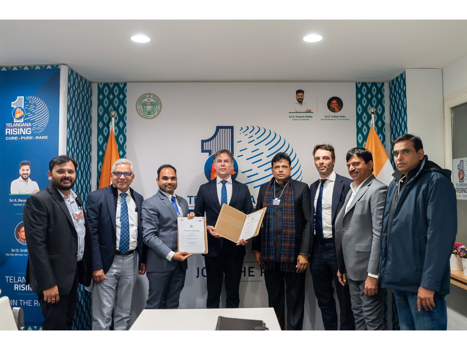 Schneider Electric  CEO meets 'Telangana Rising' delegation at WEF 2026 (Photo/TelanganaCMO)