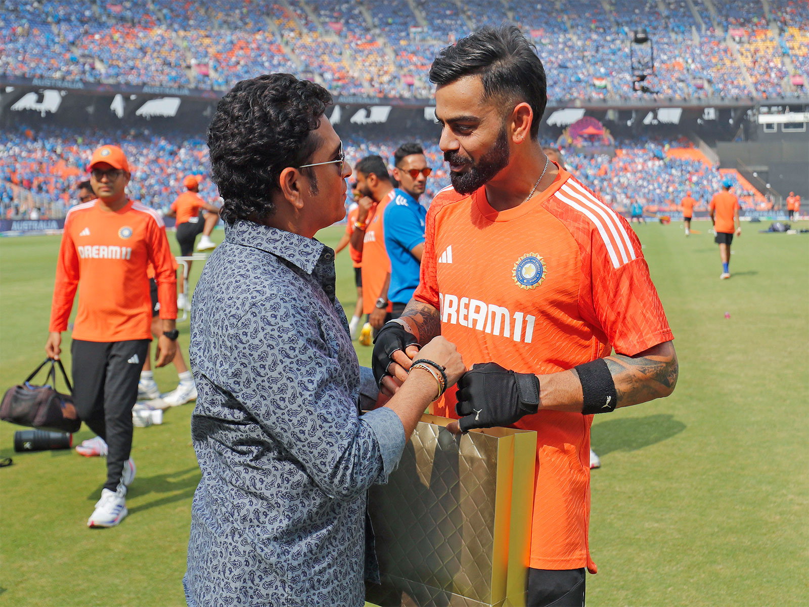Sachin Tendulkar and Virat Kohli. (Photo: ANI)