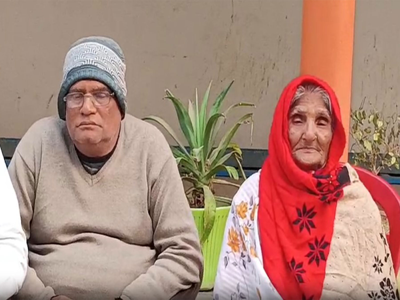 Family members of crew Pinki Mali (Photo/ANI) 