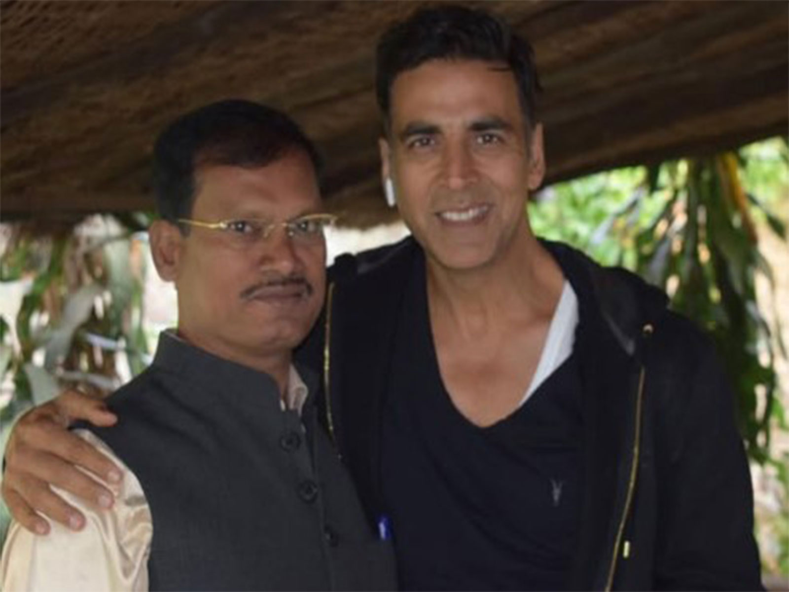 Social activist Arunachalam Muruganantham with Akshay Kumar (Photo/murugaofficial Instagram)