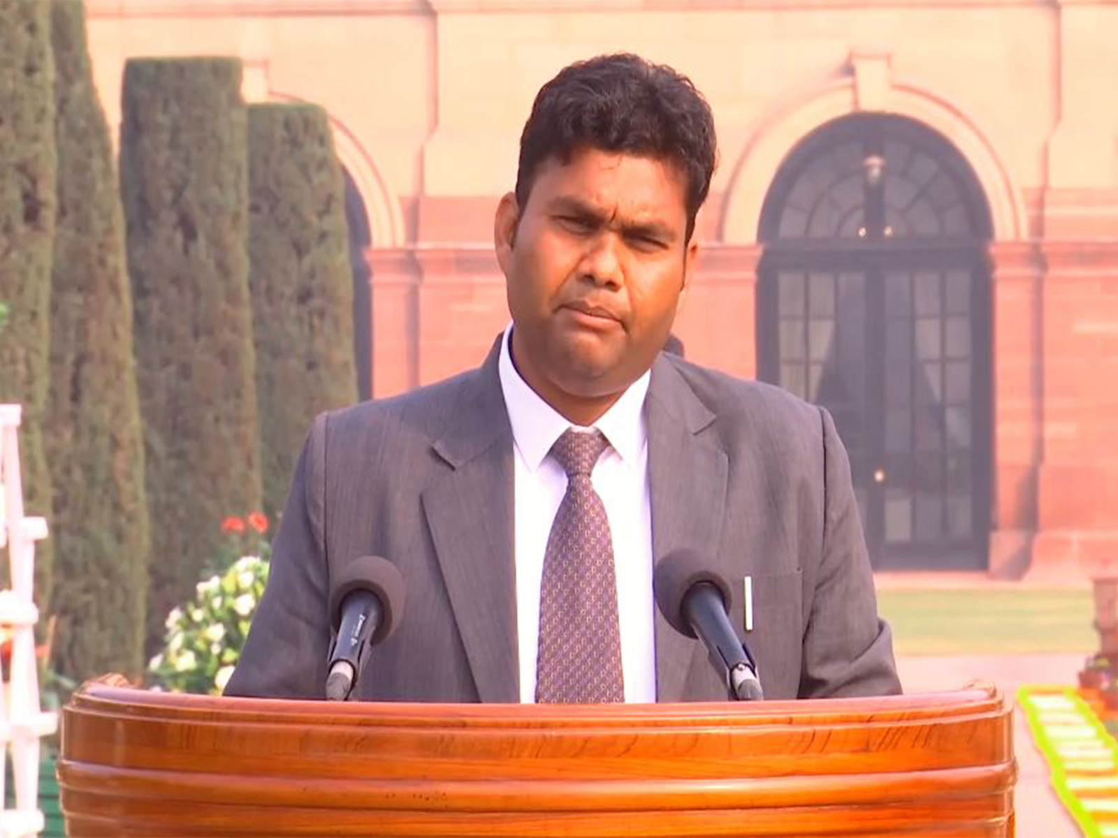 Avneesh Banswal, horticulturist at Rashtrapati Bhavan (Photo/ANI)