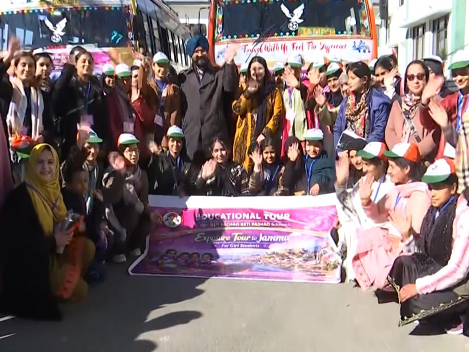 Educational tour for girl students in Jammu (Photo/ANI)