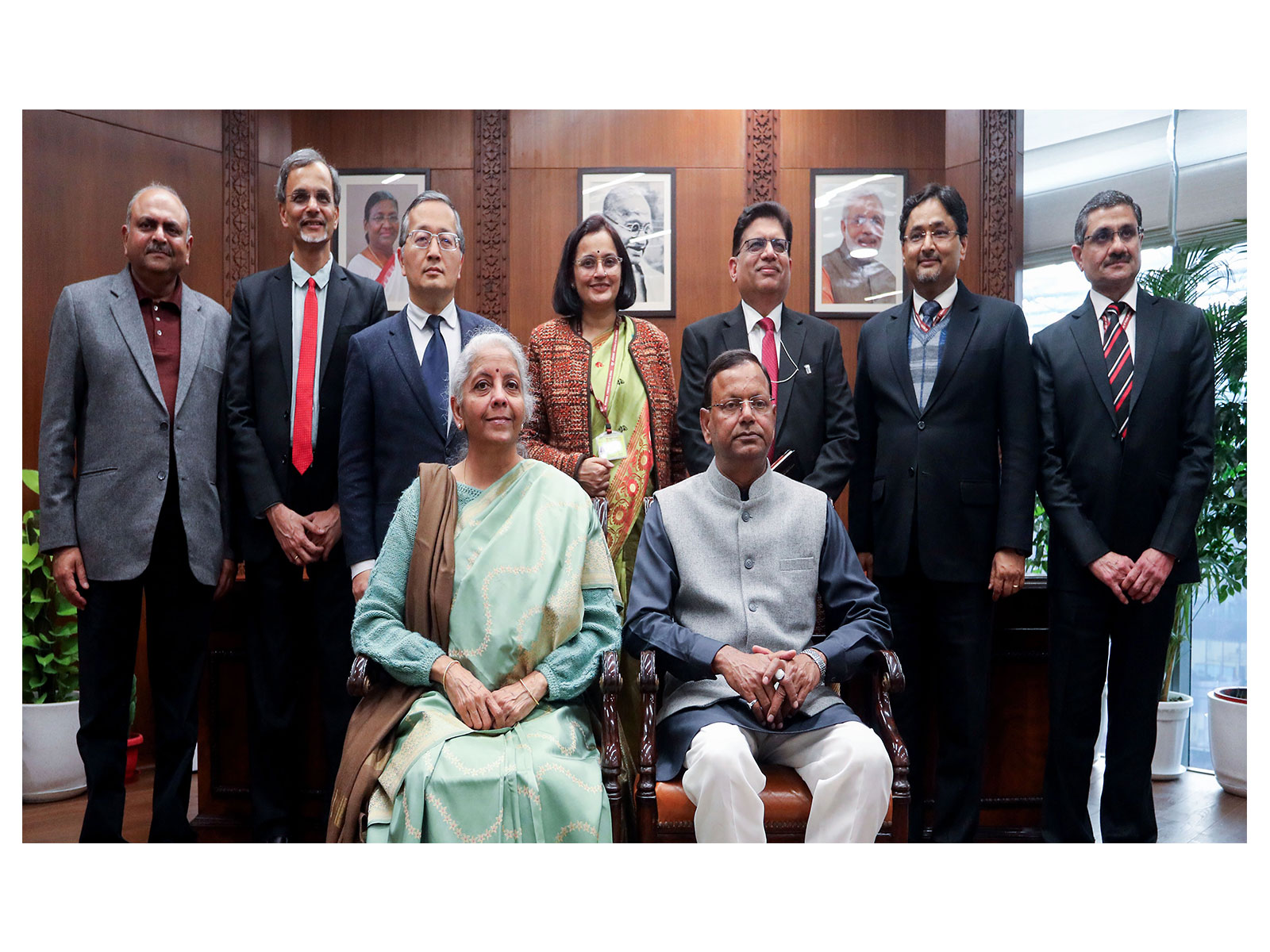 Union Finance Minister Nirmala Sitharaman and Union MoS Pankaj Chaudhary with Chief Economic Adviser V. Anantha Nageswaran, CBDT Chairman Ravi Agrawal and officials from the Ministry of Finance, at Kartavya Bhawan (Photo/ANI)