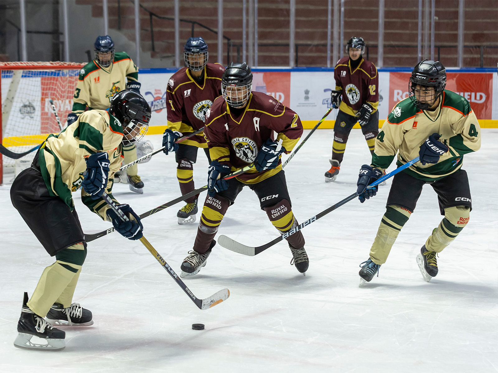 Shakar Chiktan Royals and Purig Warriors in action. (Photo: Ice Hockey League Season 3)