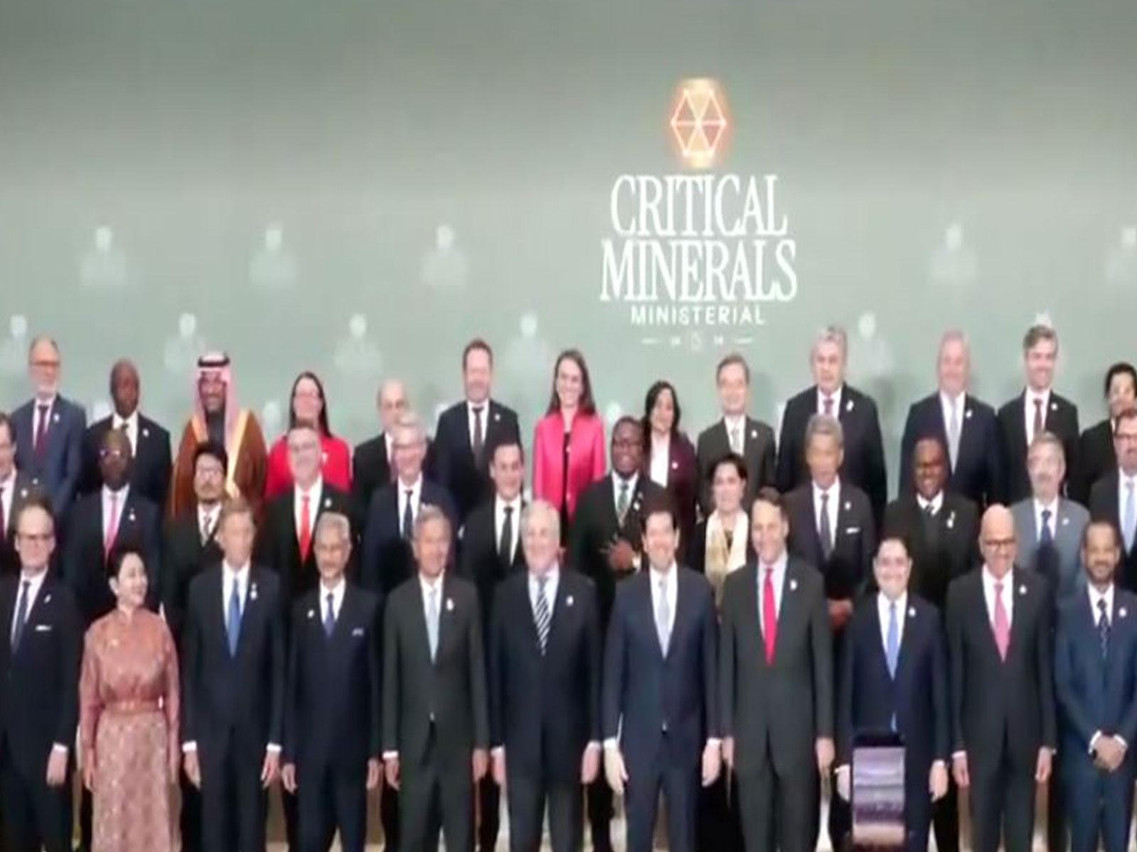 Family photo at the Critical Minerals Ministerial (Photo/ANI)