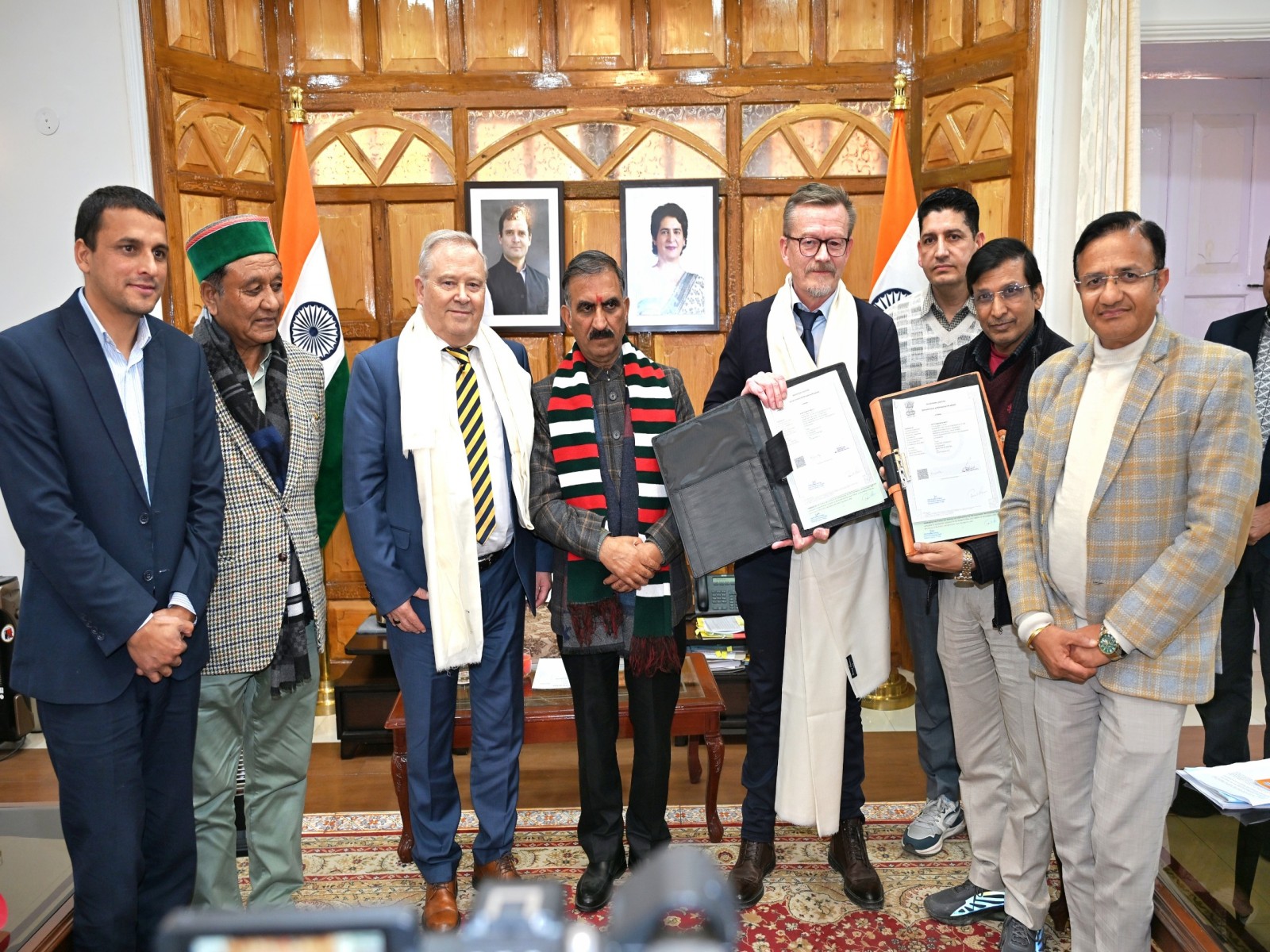 Geotropy India and HP Government sign MoU(Photo/HPCMO)