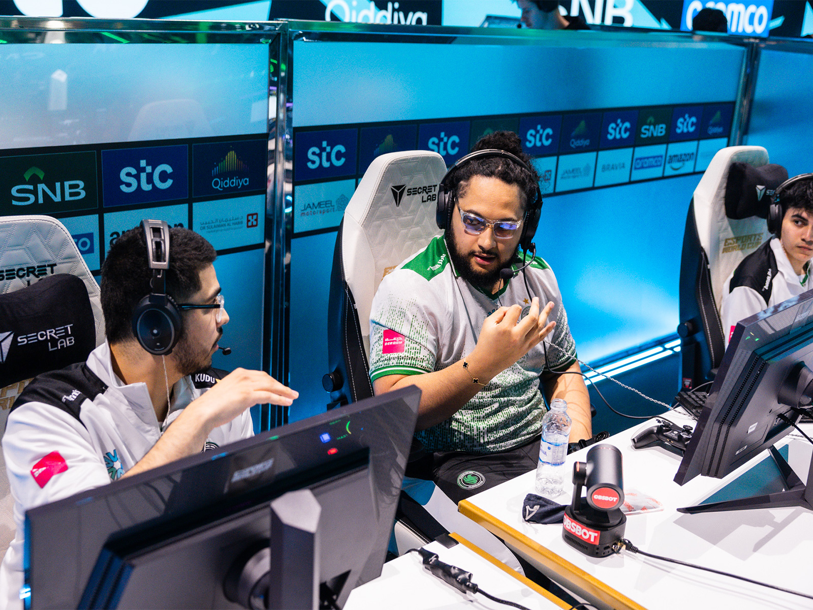 Esports athletes competing at EWC 2025 (Photo: EWC)