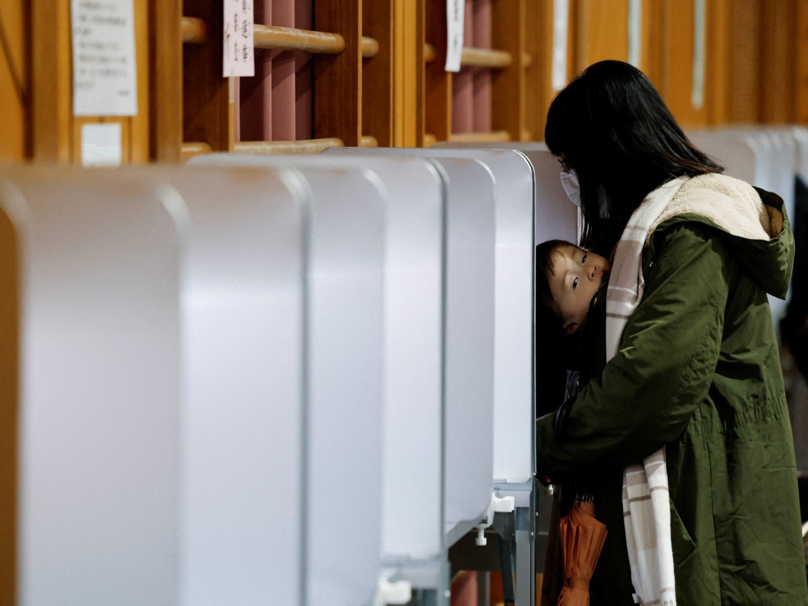 Voting begins for Japan's Lower House election (Photo/Reuters) 