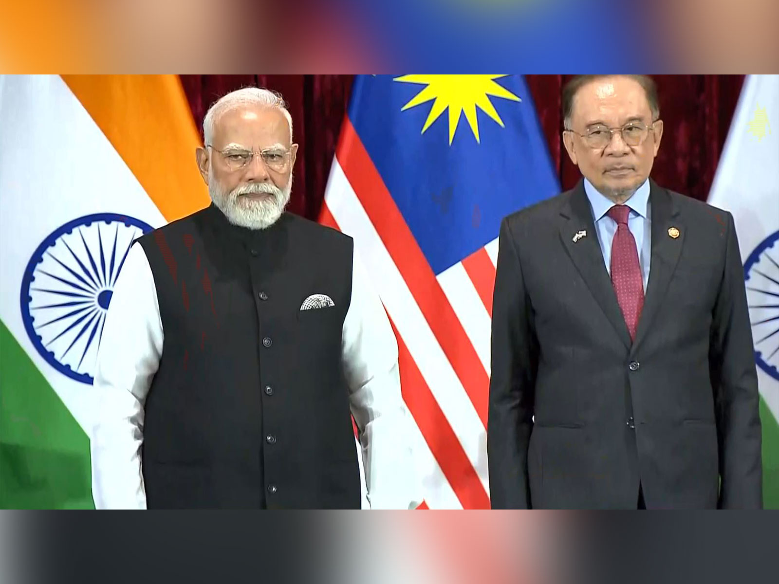 Prime Minister Narendra Modi with his Malaysian counterpart Anwar Ibrahim. (Photo/ANI)