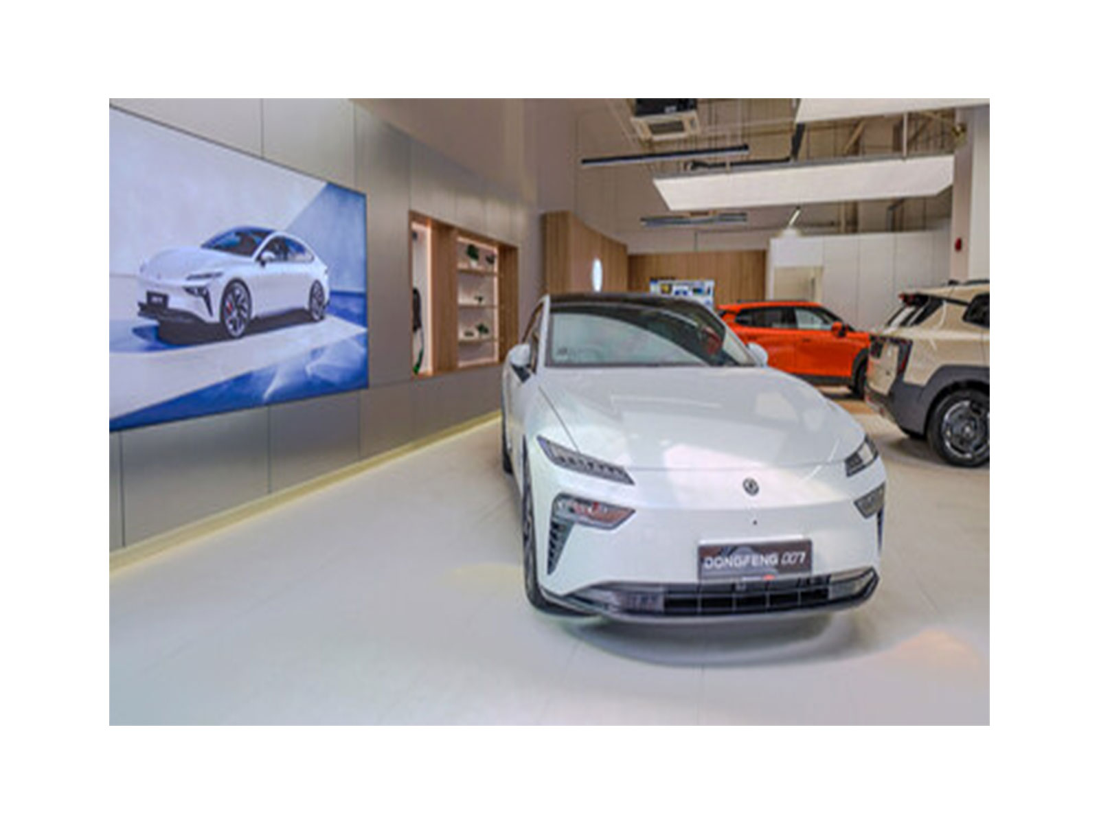 Carro deepens its Brand New Car strategy, expands product line as it becomes Dongfeng Motor Corporation's newest authorised dealer in Singapore and Malaysia