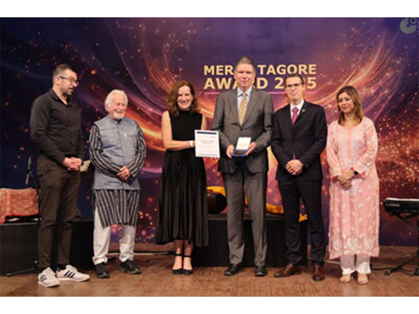 Professor Dr. Lars-Christian Koch at the Merck Tagore Award ceremony being recognized for his outstanding contribution to intercultural exchange between India and Germany.