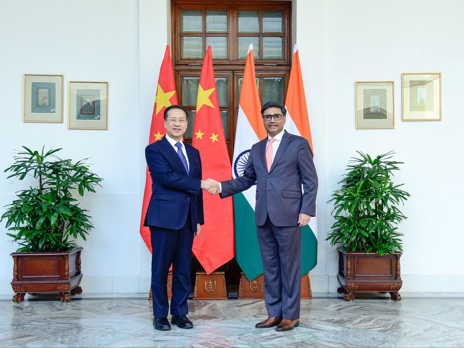 Foreign Secretary Vikram Misri meets Chinese Vice Foreign Minister Ma Zhaoxu during the India-China Strategic Dialogue held in New Delhi. (Photo: X/@MEAIndia)