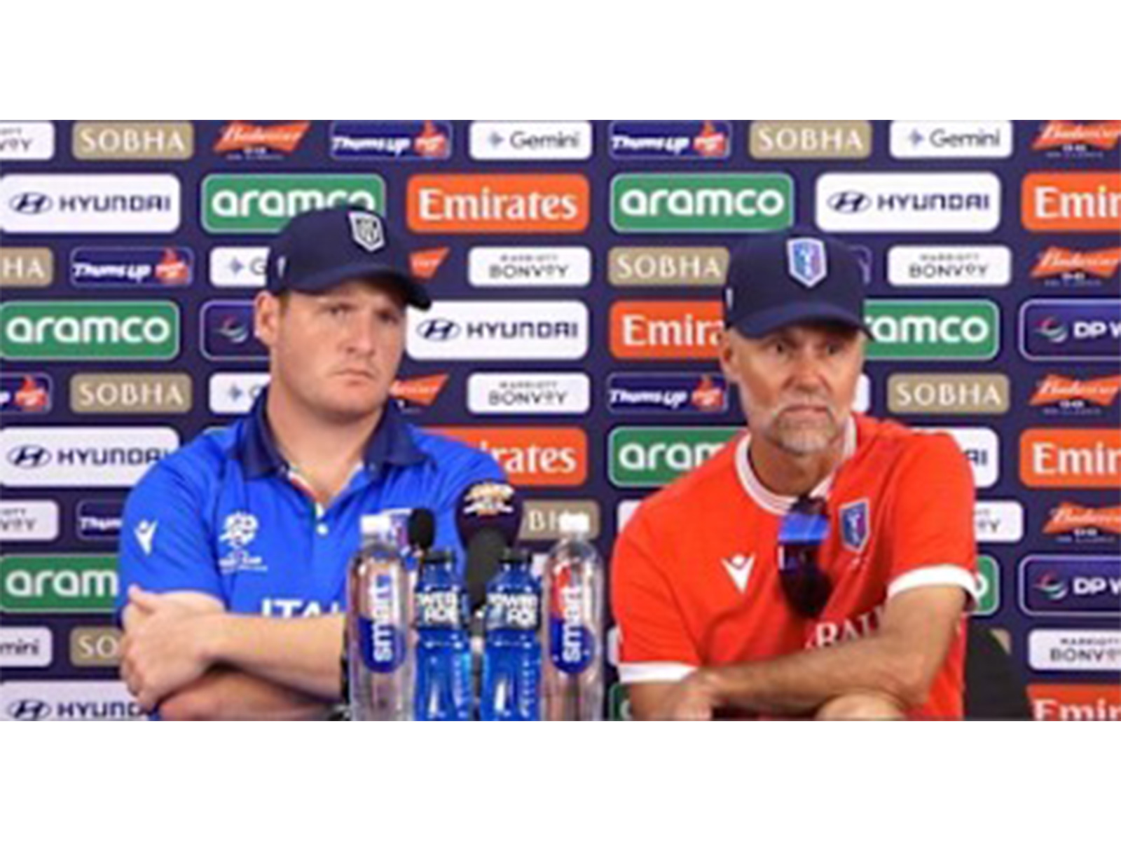 Italy captain Harry Maneti and coach John Davison. (Photo: ICC)